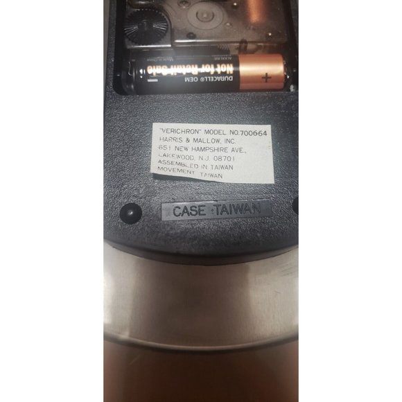 Vintage VERICHRON  CLOCK  wall clock  Roman Numerals 12" In EUC and Tested!! - Picture 6 of 7